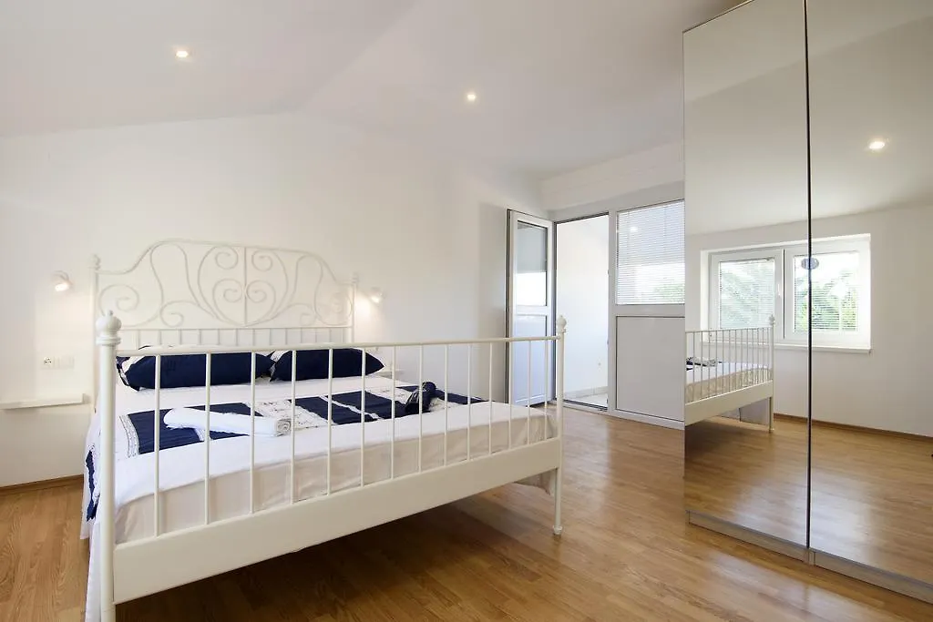Holiday Home Apartments Bellamare Zadar