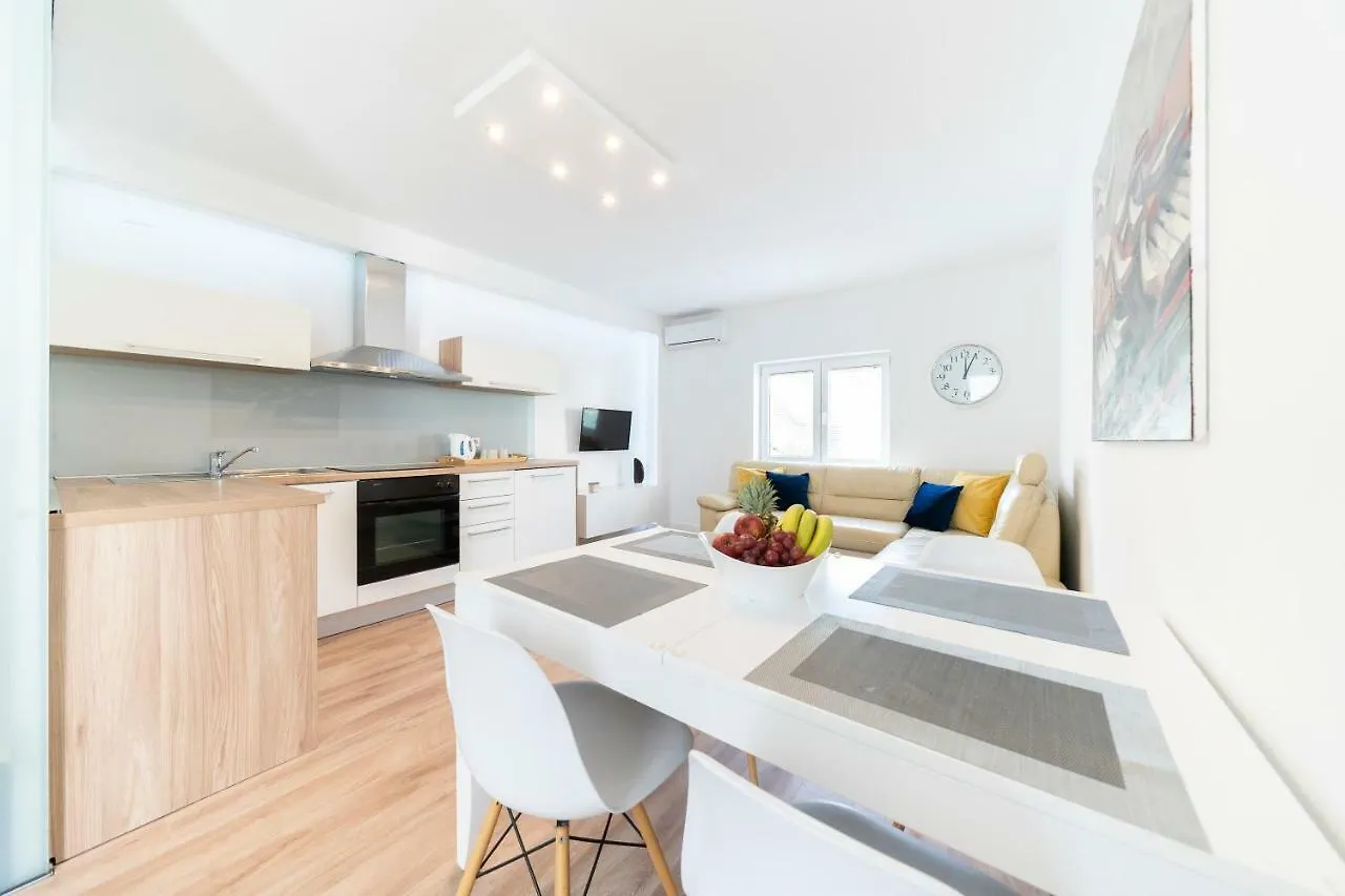 Holiday Home Apartments Bellamare Zadar Croatia